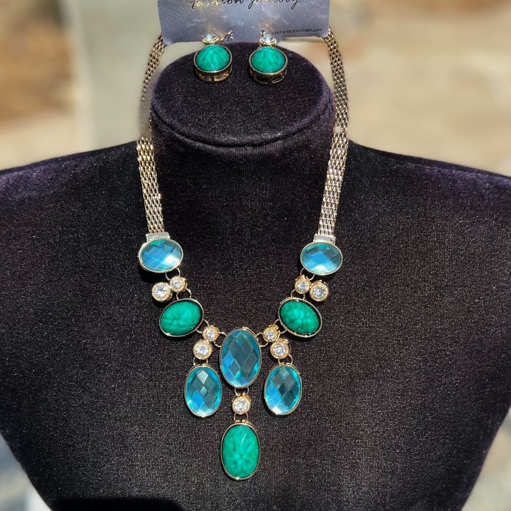 Jeweled Bling Necklace Chunky Turquoise & Green Crystal Rhinestone Dressy Set